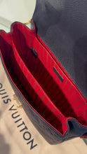 Load image into Gallery viewer, LOUIS VUITTON Pochette Métis Monogram Bag
