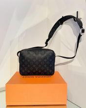 Load image into Gallery viewer, LOUIS VUITTON Outdoor Messenger Bag
