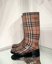 Load image into Gallery viewer, BURBERRY Haymarket Check Rubber Boots
