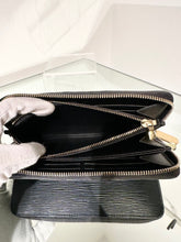 Load image into Gallery viewer, LOUIS VUITTON Zippy Epi Leather Long Zip Around Wallet
