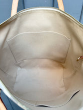 Load image into Gallery viewer, LOUIS VUITTON Damier Azur Totally GM Shoulder Bag
