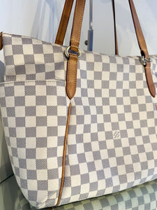 LOUIS VUITTON Damier Azur Totally MM Shoulder Tote