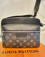 Load image into Gallery viewer, LOUIS VUITTON Outdoor Messenger Bag
