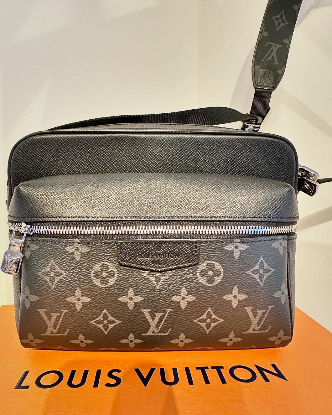 LOUIS VUITTON Outdoor Messenger Bag