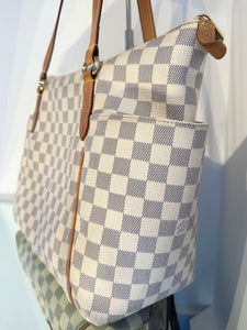 LOUIS VUITTON Damier Azur Totally MM Shoulder Tote