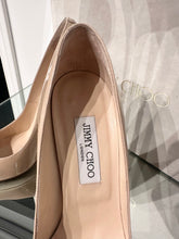 Load image into Gallery viewer, JIMMY CHOO Patent Leather High Heel Pumps
