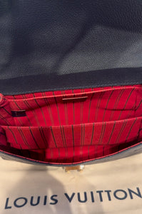 LOUIS VUITTON Pochette Métis Monogram Bag