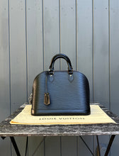 Load image into Gallery viewer, LOUIS VUITTON Alma PM  Bag in Epi Leather
