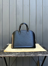 Load image into Gallery viewer, LOUIS VUITTON Alma PM  Bag in Epi Leather
