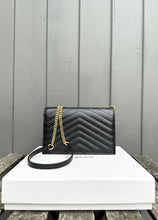 Load image into Gallery viewer, SAINT LAURENT Cassandra Envelope Chain Wallet
