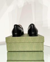 Load image into Gallery viewer, GUCCI Horsebit Black Leather Slip-On Loafers
