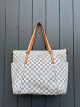 Load image into Gallery viewer, LOUIS VUITTON Damier Azur Totally GM Shoulder Bag
