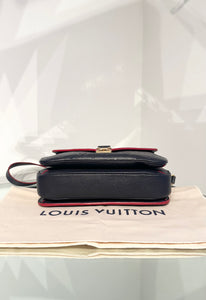 LOUIS VUITTON Pochette Métis Monogram Bag