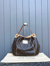 Load image into Gallery viewer, LOUIS VUITTON Galleria Monogram Canvas PM Shoulder Bag
