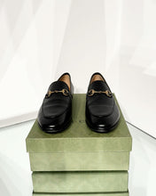 Load image into Gallery viewer, GUCCI Horsebit Black Leather Slip-On Loafers
