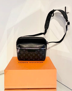 LOUIS VUITTON Outdoor Messenger Bag