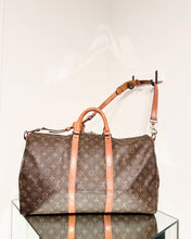 Load image into Gallery viewer, LOUIS VUITTON Monogram Keepall 50 Bandouliere Duffle Bag
