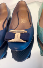 Load image into Gallery viewer, SALVATORE FERRAGAMO Ballet Flats

