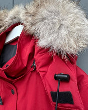 Load image into Gallery viewer, CANADA GOOSE Hooded Parka
