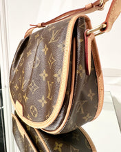 Load image into Gallery viewer, LOUIS VUITTON Monogram Canvas Menilmontant PM Shouder Crossbody Bag
