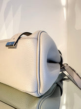 Load image into Gallery viewer, MULBERRY Alexa Leather Handle Shoulder Crossbody Bag
