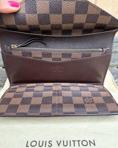 LOUIS VUITTON Damier Ebene Josephine Wallet