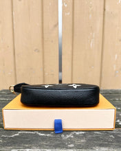 Load image into Gallery viewer, LOUIS VUITTON Bicolour Monogram Empreinte Leather Mini Pochette
