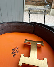 Load image into Gallery viewer, HERMÈS H Reversible 32MM Leather Belt
