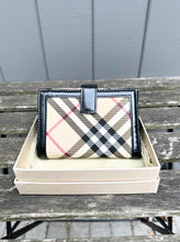 Load image into Gallery viewer, BURBERRY Bifold Wallet
