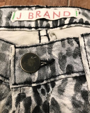 Load image into Gallery viewer, J BRAND “Snow Leopard” Mid Rise Skinny Legging Jeans
