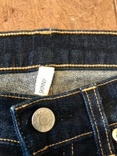 Load image into Gallery viewer, RAG &amp; BONE Skinny Jeans
