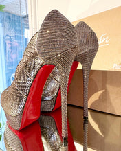Load image into Gallery viewer, CHRISTIAN LOUBOUTIN 150 MM Silver Metallic Torsatoe Glitter Platform Peep-Toe High Heel Pumps
