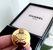 Load image into Gallery viewer, CHANEL Vintage CC Logo Faux Pearl and Wood Heart Drop Clip On Earrings
