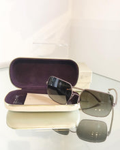 Load image into Gallery viewer, STELLA MCCARTNEY Big Square Sunglasses

