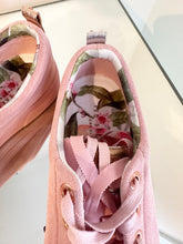 Load image into Gallery viewer, TED BAKER Kelleis Suede Lace Up Sneakers
