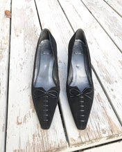 Load image into Gallery viewer, STUART WEITZMAN Suede Lace Up Mid Heel Pumps
