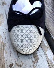 Load image into Gallery viewer, CHANEL Suede Bow Logo Cap Toe Ballet Flats
