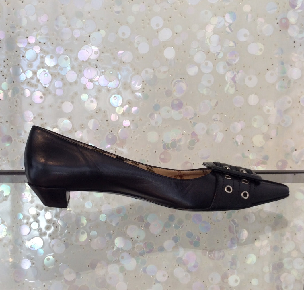 BURBERRY Leather Flats