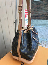 Load image into Gallery viewer, LOUIS VUITTON Monogram Canvas Petit Noe Bucket Bag

