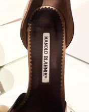 Load image into Gallery viewer, MANOLO BLAHNIK Leather High Heel Sandals
