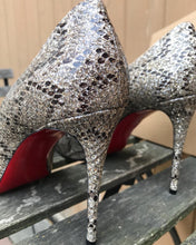 Load image into Gallery viewer, CHRISTIAN LOUBOUTIN Metallic Gold Brown Peep-toe Platform High Heel Pumps
