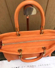 Load image into Gallery viewer, MARC BY MARC JACOBS Leather Handle Crossbody Bag
