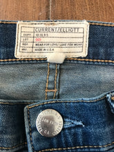 Load image into Gallery viewer, CURRENT/ ELLIOTT Skinny Jeans
