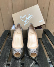 Load image into Gallery viewer, CHRISTIAN LOUBOUTIN Metallic Gold Brown Peep-toe Platform High Heel Pumps
