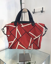 Load image into Gallery viewer, LONGCHAMP Le Pliage Medium Top-Handle Nylon Tote
