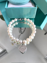 Load image into Gallery viewer, TIFFANY &amp; CO. Pearl Sterling Silver Return to Tiffany Heart Tag Bracelet
