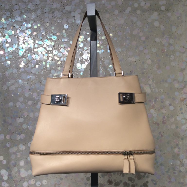 SALVATORE FERRAGAMO Leather Shoulder Bag