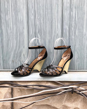 Load image into Gallery viewer, MIU MIU Patent Leather Velvet Gold Wedge Heels
