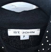 Load image into Gallery viewer, ST. JOHN S’less Top
