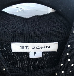 ST. JOHN S’less Top